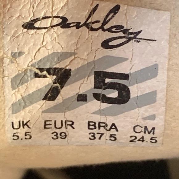 Oakley Golf Cleats - Picture 10 of 10